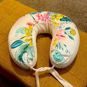 Bando travel pillow